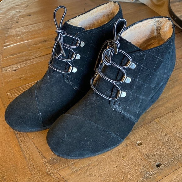 TOMS Wedge Bootie - Picture 1 of 8